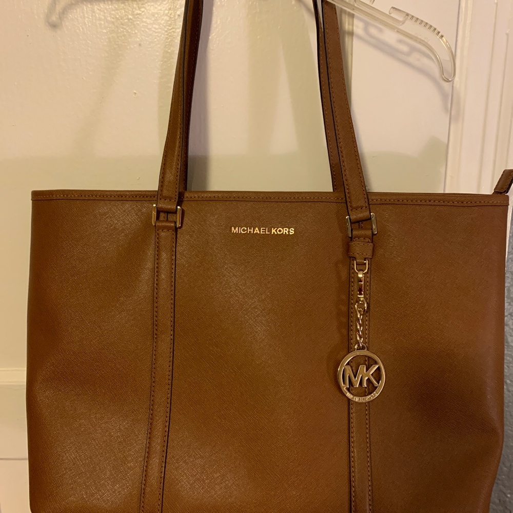 Michael Kors Tote and wallet